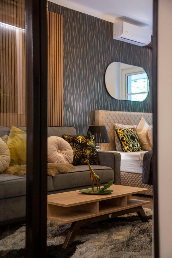 Stylish Quentin Apartment In The King Street Budapesta Exterior foto